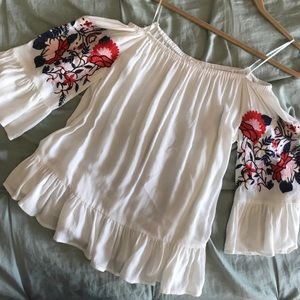 Miss Love Floral off the shoulder top